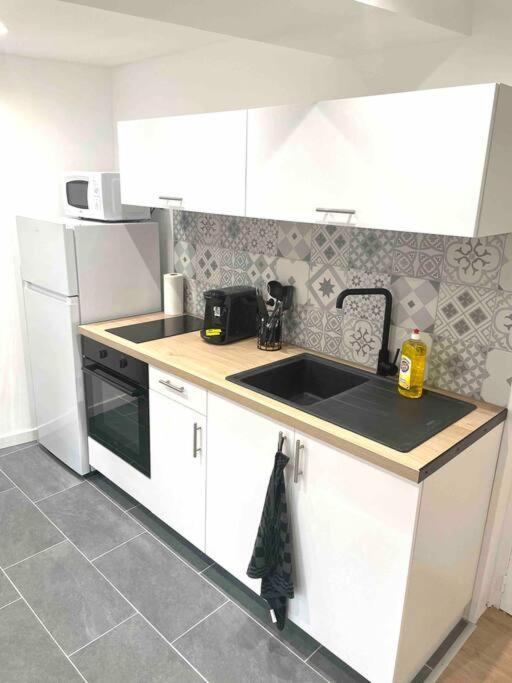 Apartament Charmant F2 - Hypercentre - Wifi Gratuite Hawr Zewnętrze zdjęcie